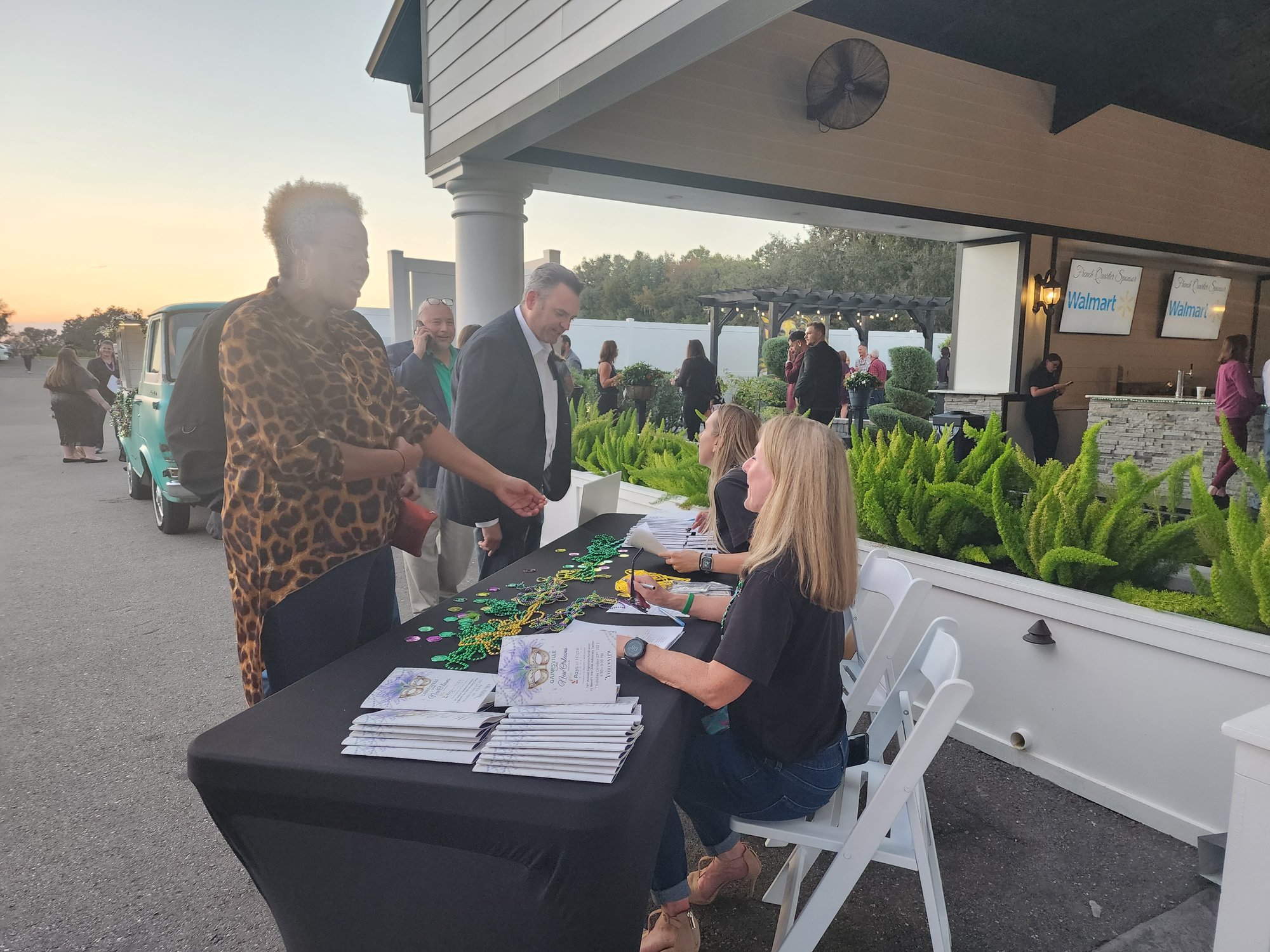 Radiant team volunteering at Gainesville Gone New Orleans