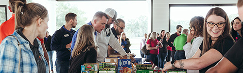 0526-Community-Hero_B_homepage hero-1 0526-Community-Hero_B_homepage hero-1