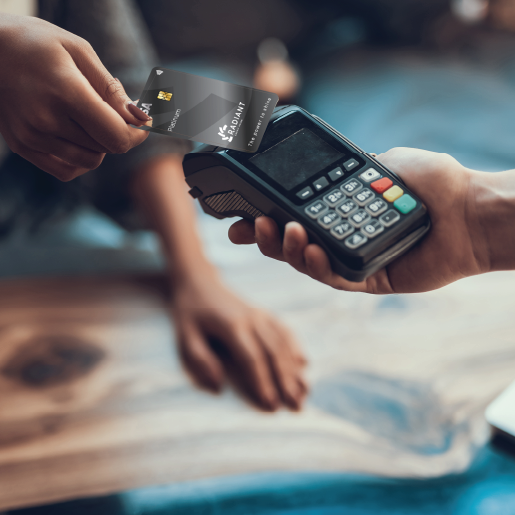 paying contactless with a radiant credit card